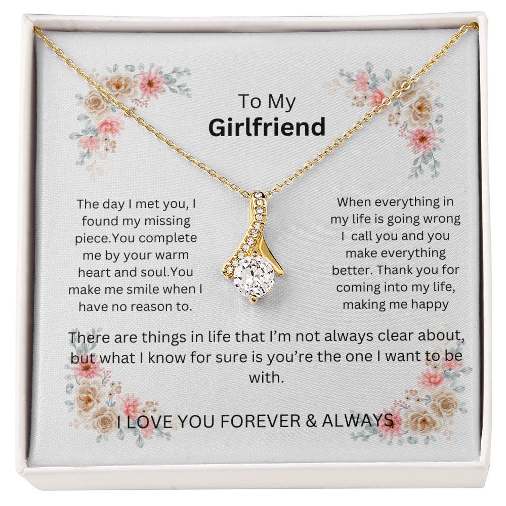 To My Girlfriend Alluring Beauty Necklace