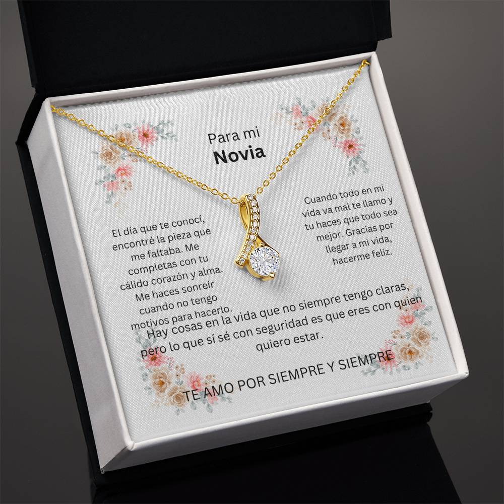 Spanish To My Girlfriend Alluring Beauty Necklace