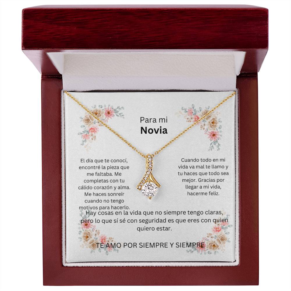 Spanish To My Girlfriend Alluring Beauty Necklace