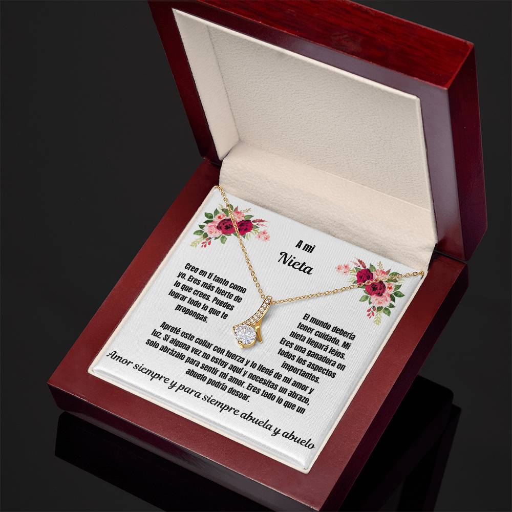 To My Granddaughter Alluring Beauty Necklace Spanish